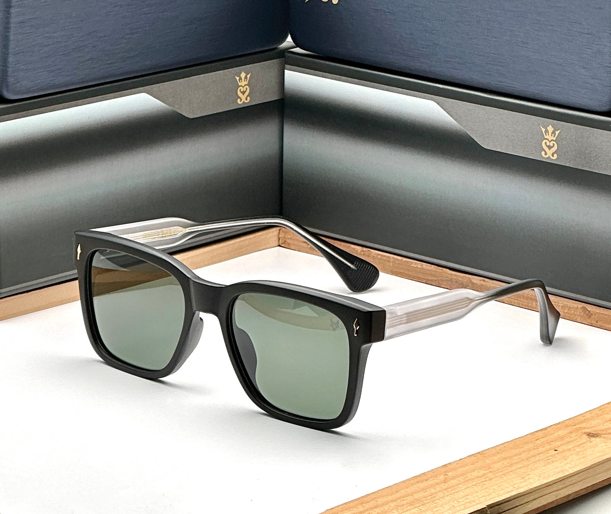 Monrich Polarized Sunglasses for Men Aluminum Mens India