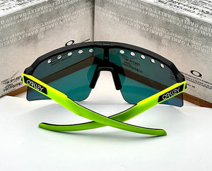 Sut-ros Lite Sweep Sports Fluorescent Green Black Red Prizm UV-400 Sunglasses
