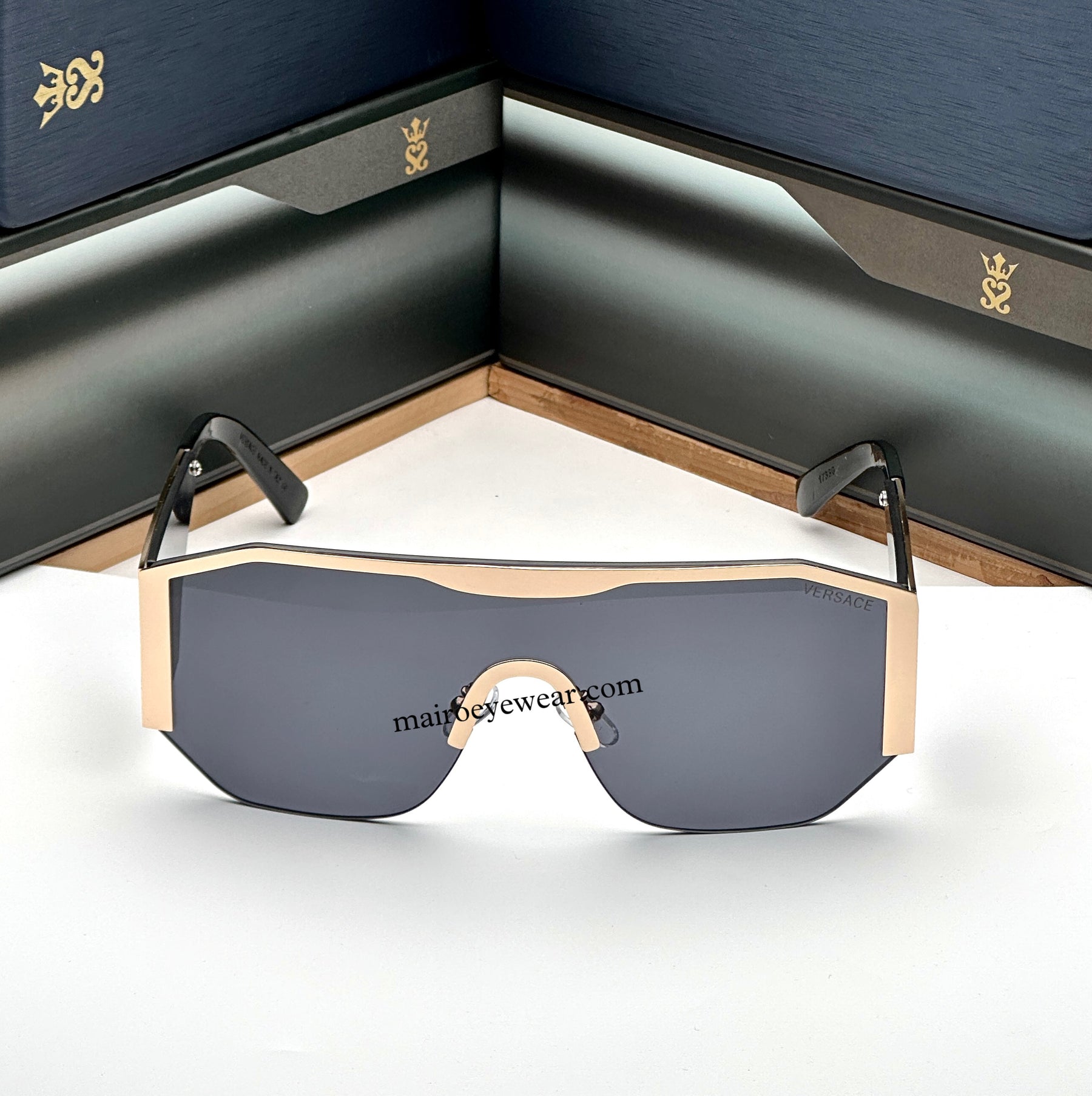 Big gold outlet sunglasses